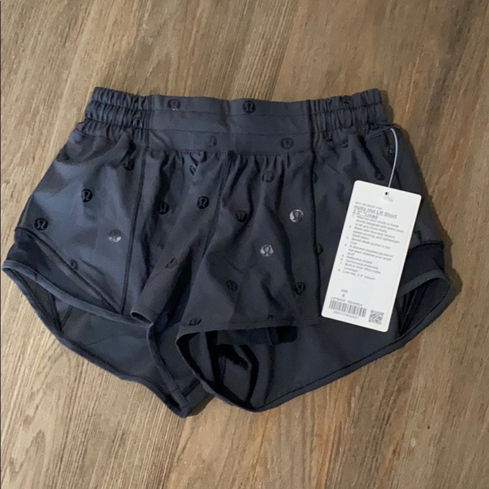 Hotly hot 2.5 lined shorts